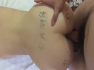 高学历眼镜学妹外表清纯内心淫荡奶子够大小蛮腰大屁股呻吟娇嫩无毛一线馒头逼啪啪啪内射对白淫荡