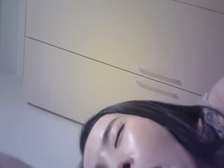 经典视频-样子甜美的96年极品女仆妹妹穿着丝袜高跟被干版